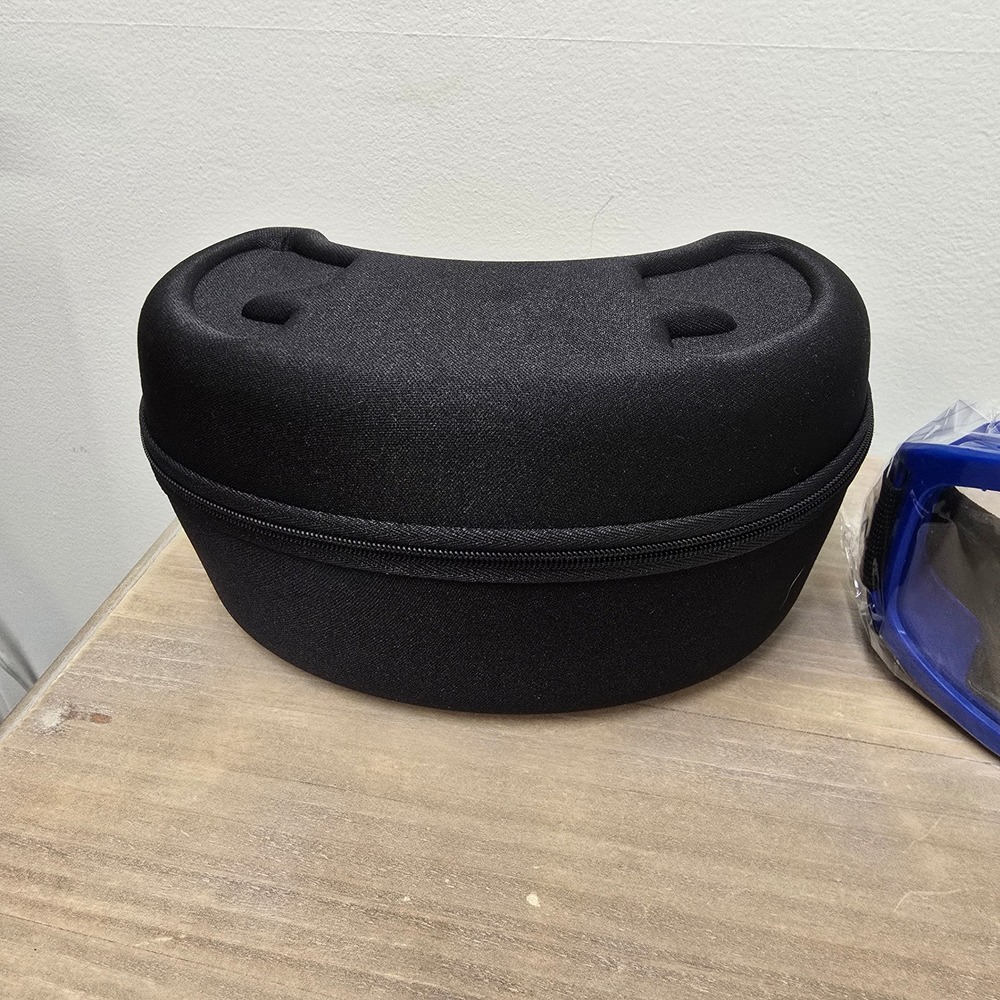 2 Pack Safety Goggles Set Blue and Clear Protective Eyewear with Zipper Case